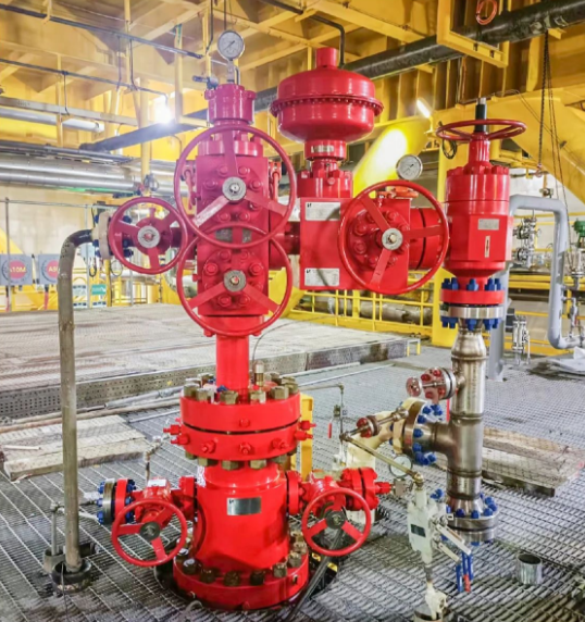 神開井口產(chǎn)品助力新里程!亞洲第一深水導(dǎo)管架平臺(tái)建設(shè)(圖1) 神開井口產(chǎn)品助力新里程!亞洲第一深水導(dǎo)管架平臺(tái)建設(shè)(圖1)