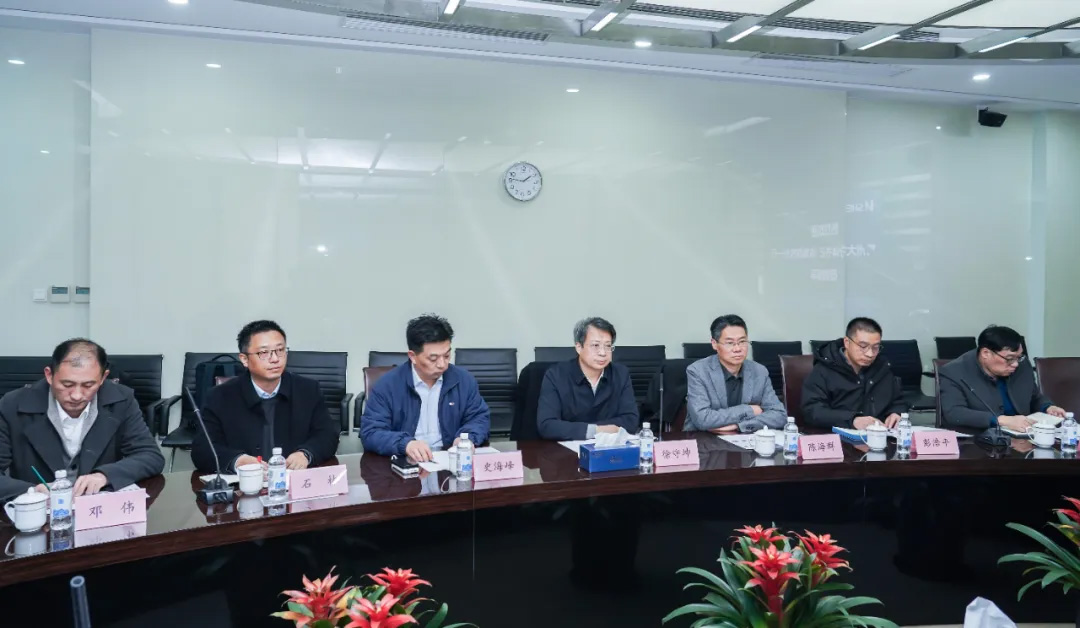 常州大學(xué)徐守坤書記、陳海群校長一行蒞臨神開參觀考察(圖5) 常州大學(xué)徐守坤書記、陳海群校長一行蒞臨神開參觀考察(圖5)